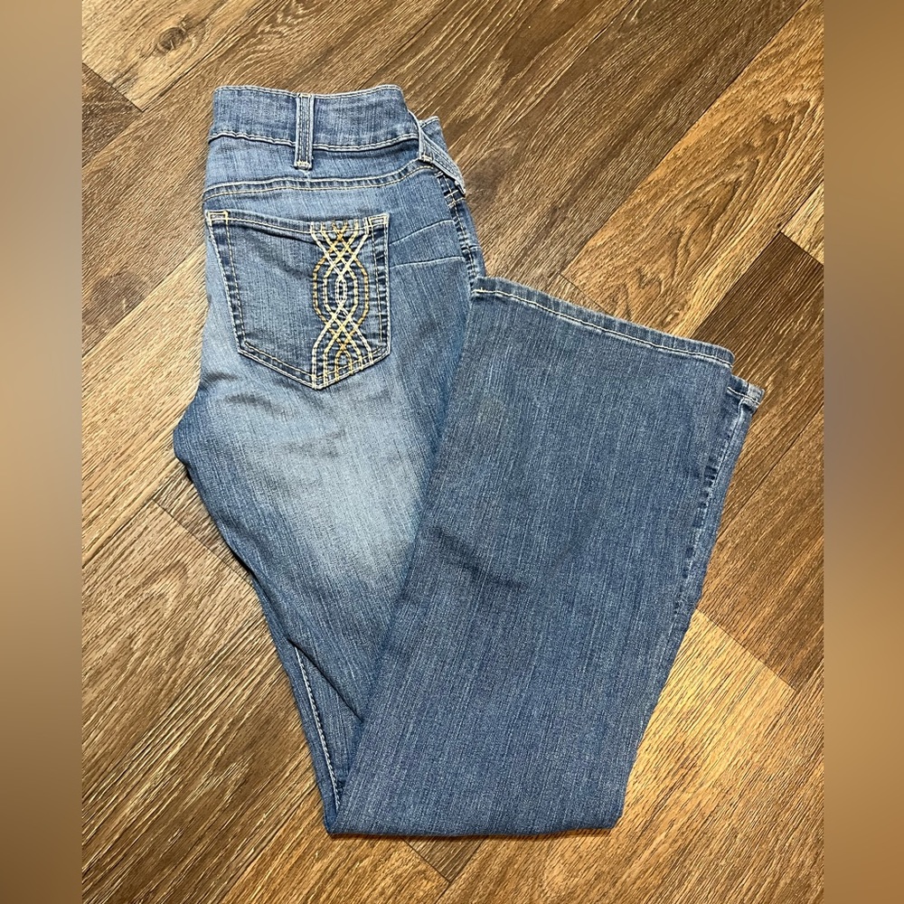 Ariat flare 29s